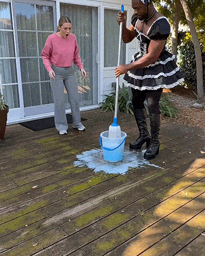 23189c9da03c235b43c49b2ef14476be8e164f21.gif