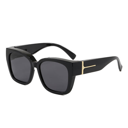 🕶️ Polarized Fit Over Sunglasses for Women – UV400 Protection Floral Frame Wear Over Prescription Glasses