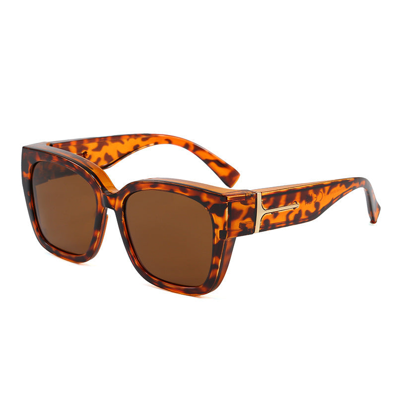 🕶️ Polarized Fit Over Sunglasses for Women – UV400 Protection Floral Frame Wear Over Prescription Glasses